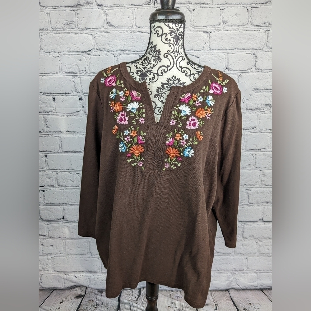 Dressbarn women's long sleeve stretch knit sz 3x floral stitch popover top b30